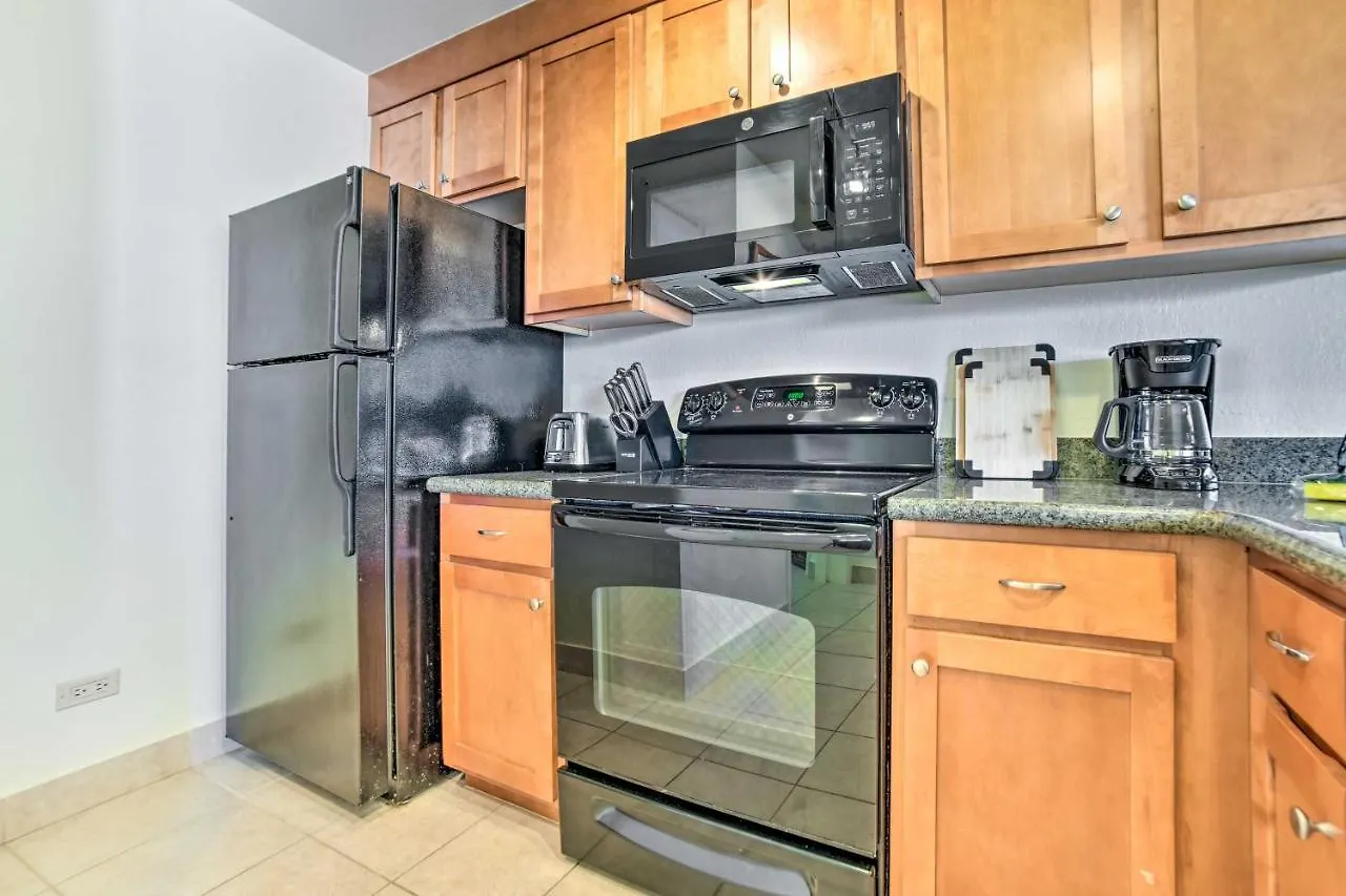 Cute Beachfront Condo With Lanai And Resort Pools Kahana Apartment